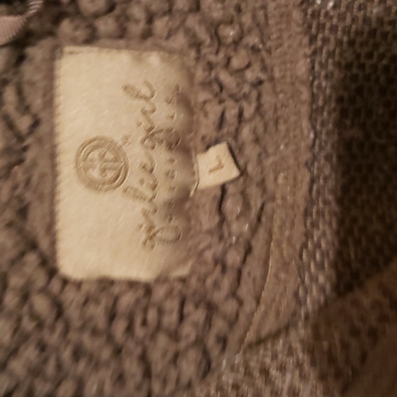 Pullover - Picture 2 of 3